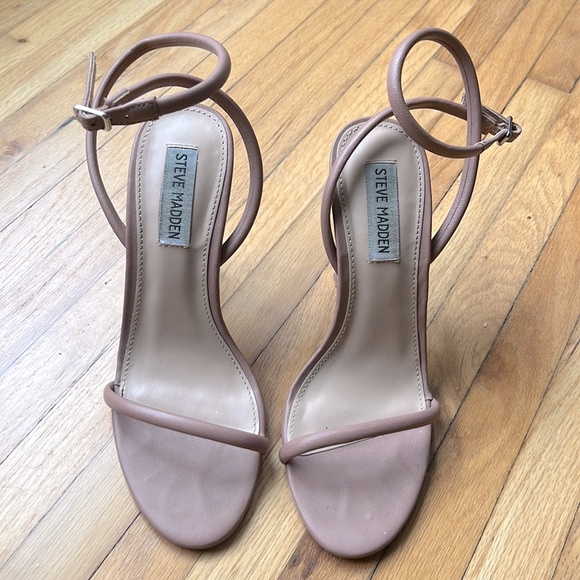Steve Madden Strappy Nude Heels Sz 7 - Picture 1 of 2
